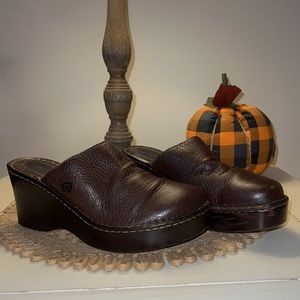 Born Wedge Mule, Brown, Leather, Size 10, 3” Heel, 1” platform.